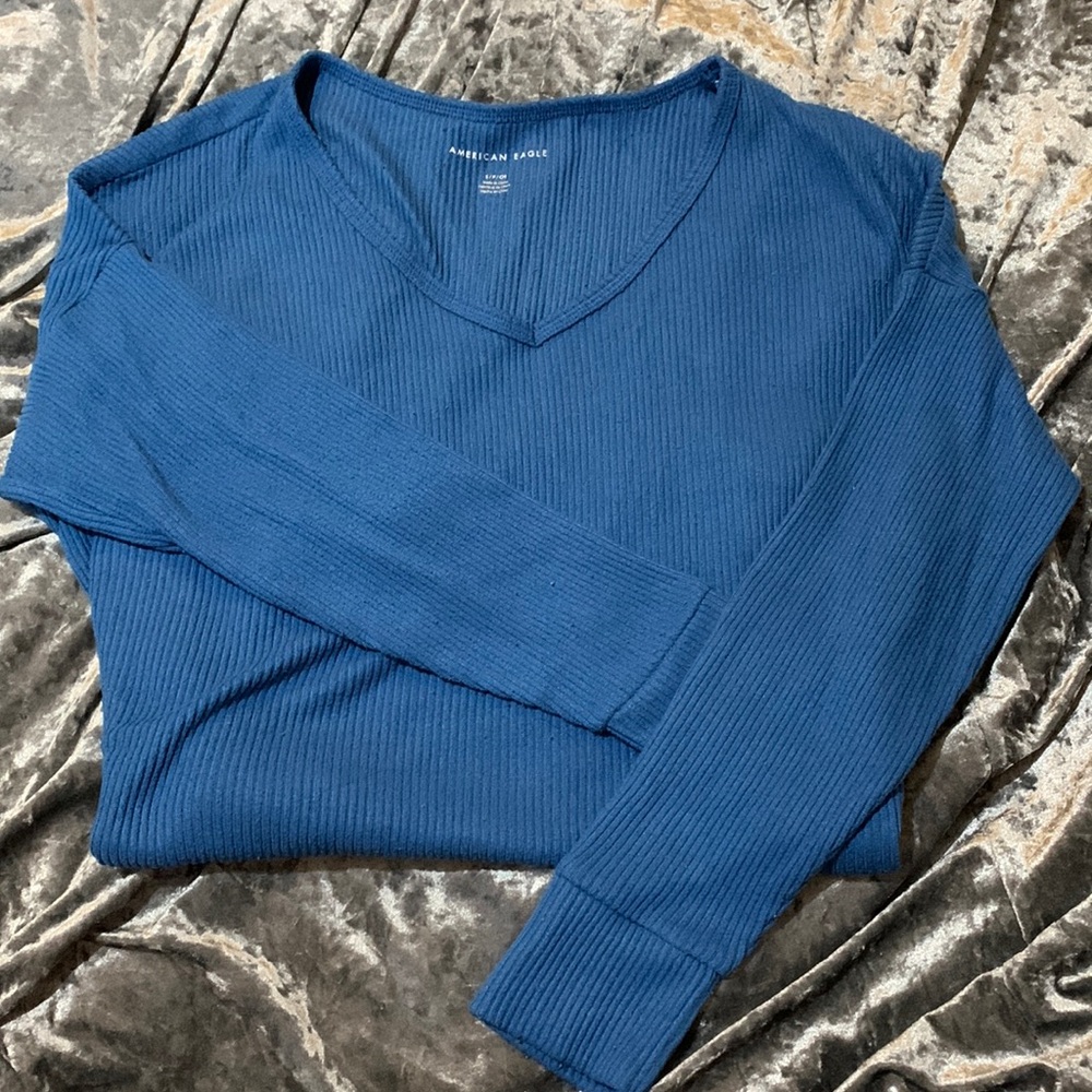 American eagle blue soft long sleeve